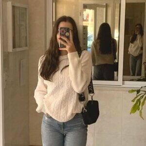 Meet your Posher, Jiss M